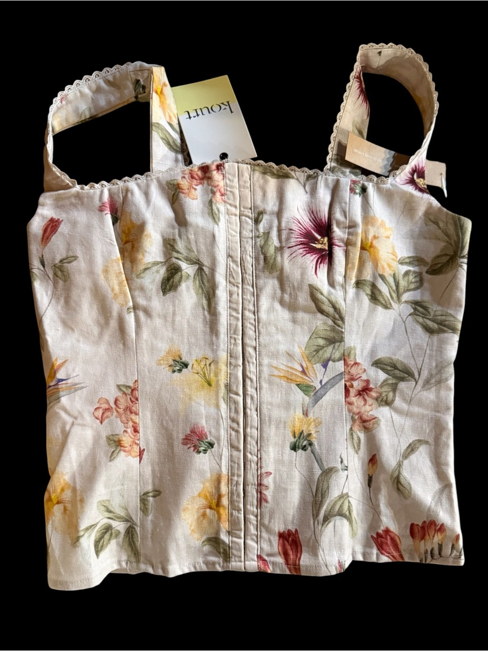 Few Moda Kourt Halley Linen Top Floral Palace Garden